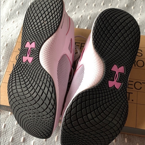 Under armour sneakers soft pink/grey size 7.5 - Picture 4 of 10